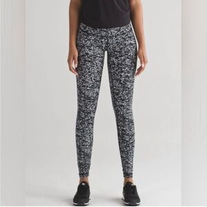 Lululemon Wunder Under Pant III Legging Iced Wave White Black Size 4